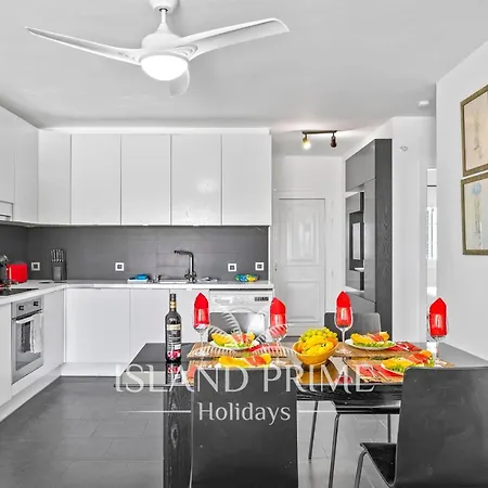 Seaviews 2x Bedroom In Club Complex Sc141