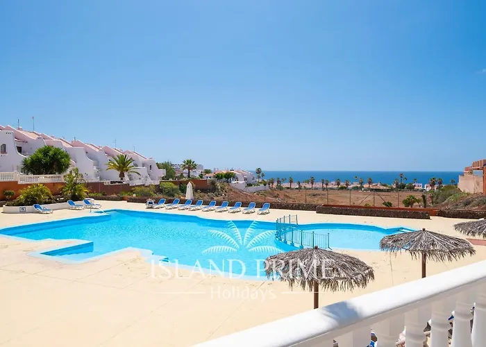 Seaviews 2x Bedroom In Club Complex Sc141